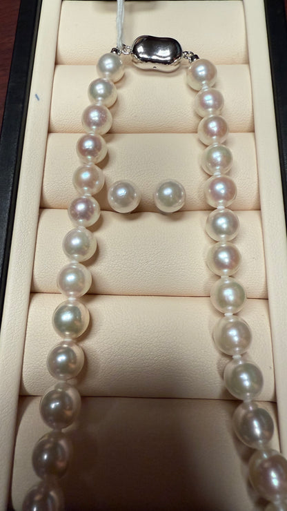 Akoya GGC 花珠串珠 8-8.5mm、耳钉8-8.5mm套盒