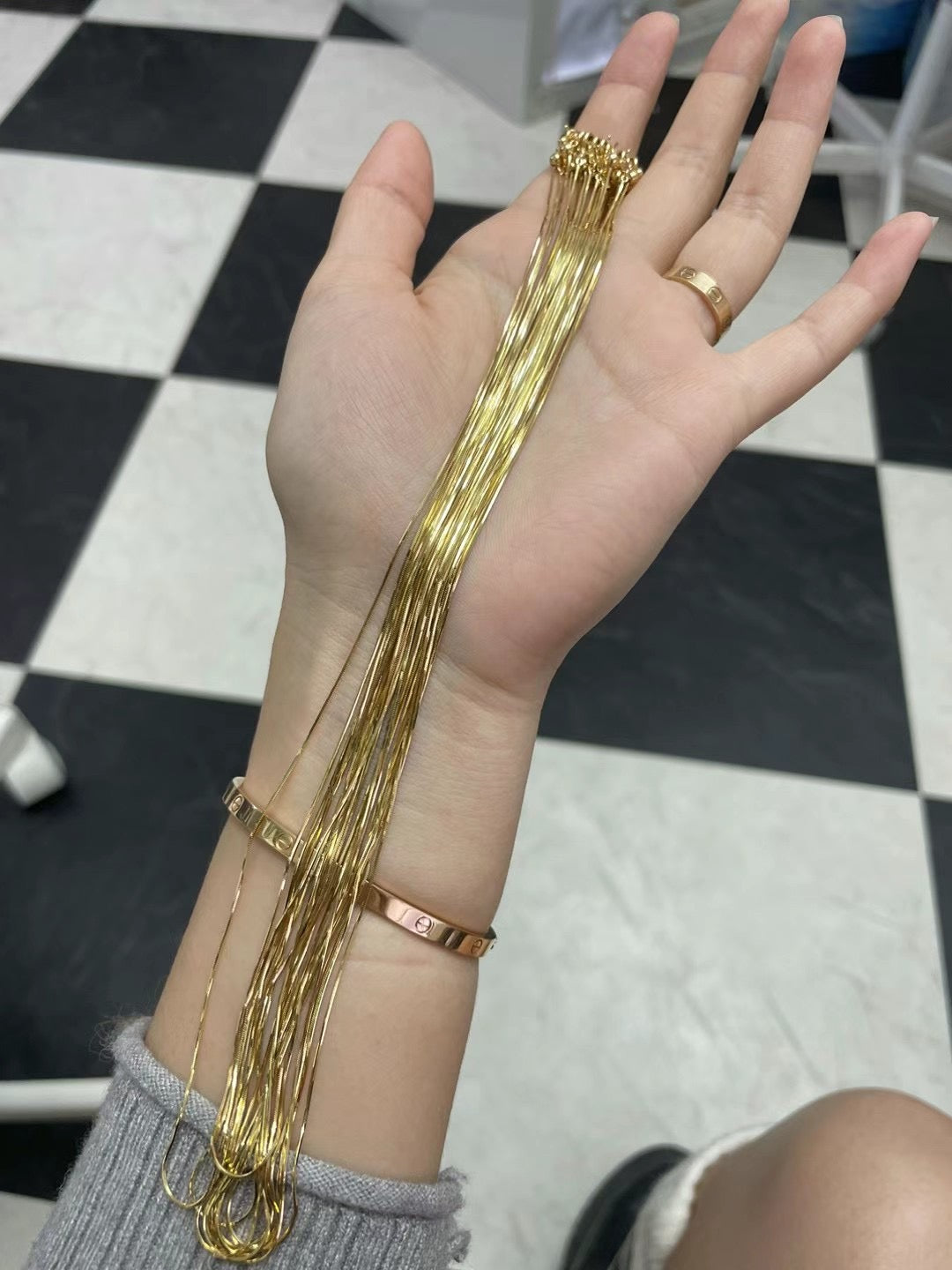 k18 金蛇骨链、细款0.67. 45cm可调节
