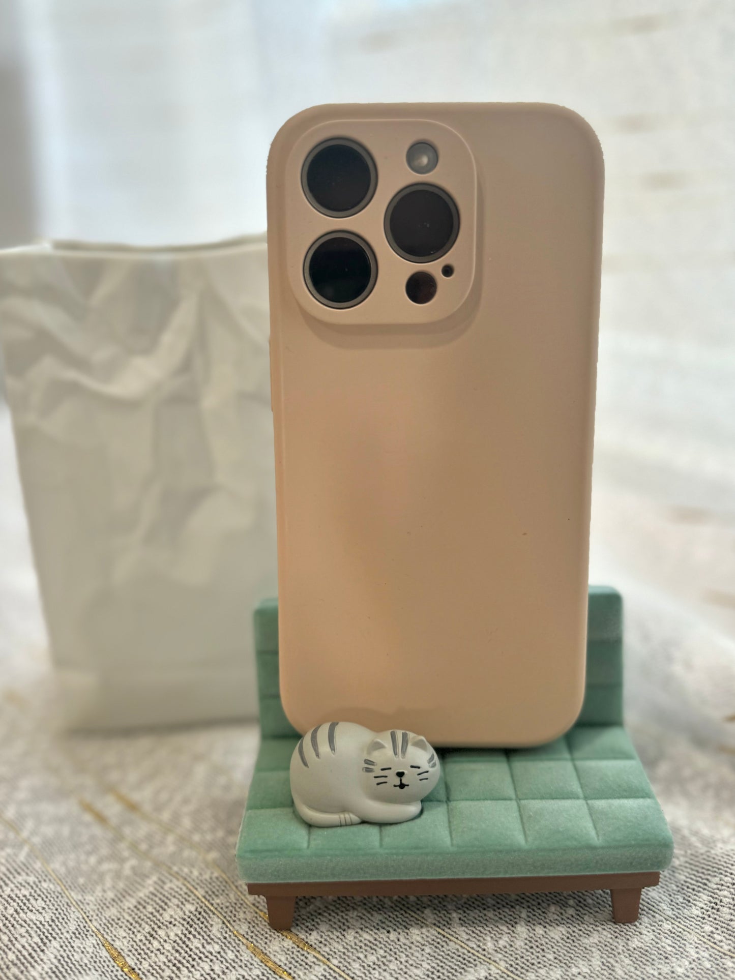 smartphone stand （沙发猫手机架）