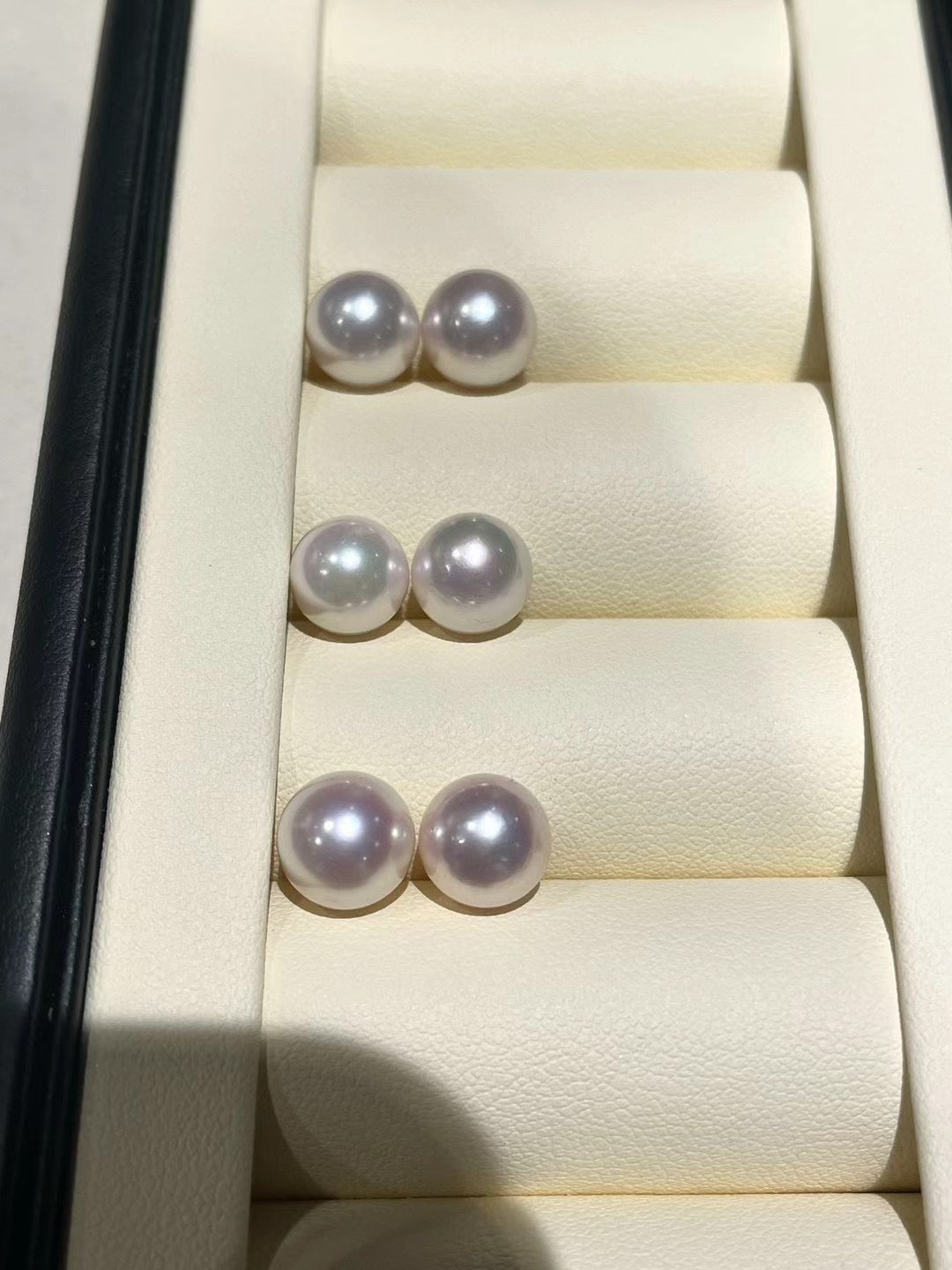 Akoya Pearl 18K Gold Simple Stud Earrings8.5-9mm 青粉光